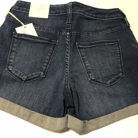 Ladies Universal Thread Mid-Rise Slim Fit Midi - Picture 2 of 5